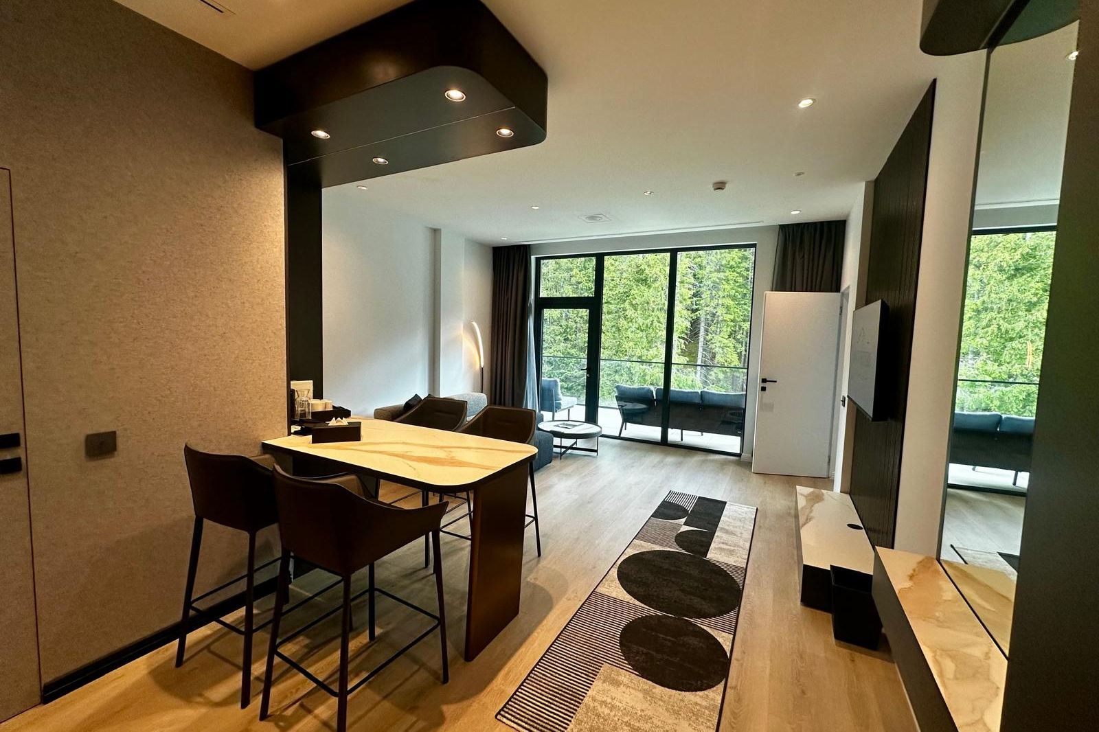 Sunrise Grand Suite